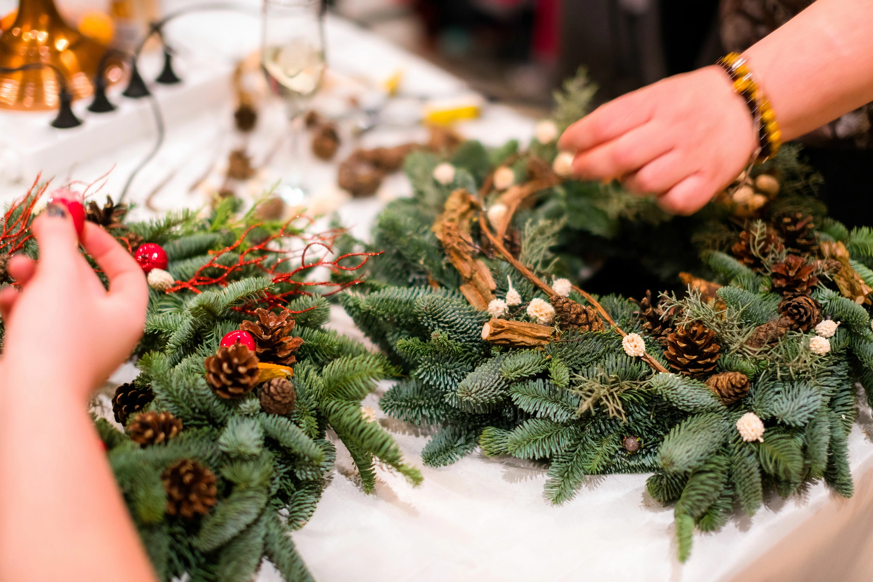 Preparing Your Christmas Wreaths!
